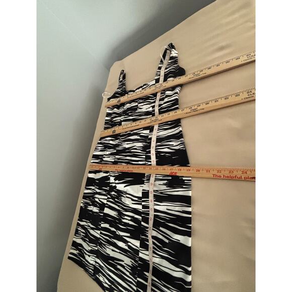 Calvin Klein Shift Dress Womens 12 White Black Geo Print Sleeveless Back Zipper - Picture 9 of 9